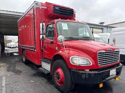 Freightliner M2 Refrigerated Truck - 220HP, 6 Speed Automatic
