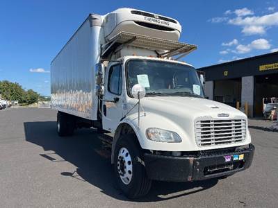 Freightliner M2 26 ft Refrigerated Truck - 250HP, 6 Speed Automatic, Thermo King T880R-50