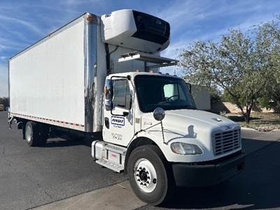 Freightliner M2 Refrigerated Truck - 220HP, 6 Speed Automatic, Carrier SUPRA960