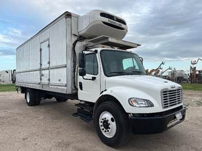 Freightliner M2 26 ft Refrigerated Truck - 220HP, 6 Speed Automatic