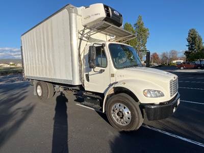 Freightliner M2 Refrigerated Truck - 220HP, 7 Speed Automatic, Carrier SUPRA660
