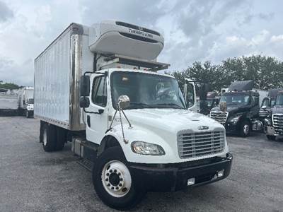 Freightliner M2 18 ft Refrigerated Truck - 220HP, 6 Speed Automatic