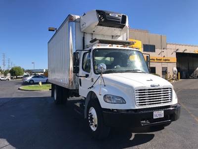 Freightliner M2 Refrigerated Truck - 220HP, 6 Speed Automatic, Carrier SUPRA660