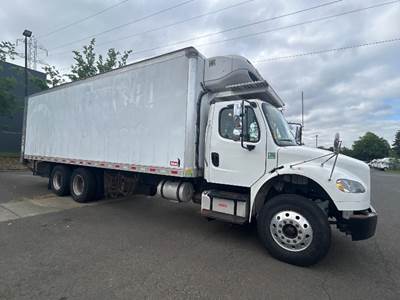 Freightliner M2 Refrigerated Truck - 270HP, 6 Speed Automatic, Thermo King T680S-30