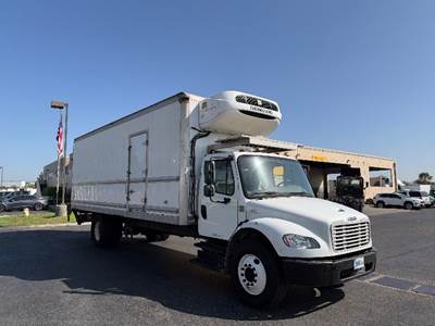 Freightliner M2 26 ft Refrigerated Truck - 220HP, 7 Speed Automatic