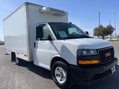 GMC G33503 12 ft Refrigerated Truck - 185HP, 8 Speed Automatic