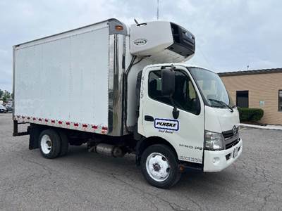 Hino 195 Refrigerated Truck - 210HP, 6 Speed Automatic