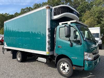 Hino 195 18 ft Refrigerated Truck - 210HP, 6 Speed Automatic