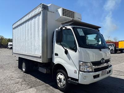 Hino 195 Refrigerated Truck - 210HP, 6 Speed Automatic, Thermo King V520-10