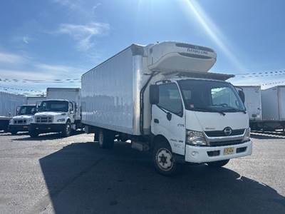 Hino 195 Refrigerated Truck - 210HP, 6 Speed Automatic, Thermo King T680R-50