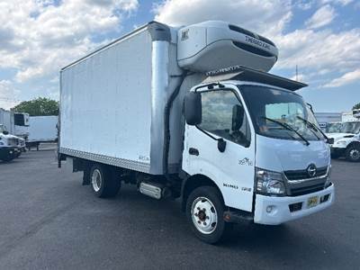 Hino 195 Refrigerated Truck - 210HP, 6 Speed Automatic, Thermo King T680R-50