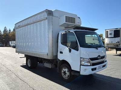 Hino 195 Refrigerated Truck - 210HP, 6 Speed Automatic, Thermo King V520-10