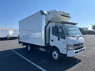 Hino 195 Refrigerated Truck - 210HP, 6 Speed Automatic, Thermo King T680R-50