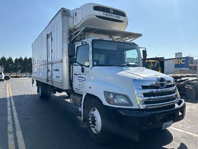 Hino 268 26 ft Refrigerated Truck - 230HP, 6 Speed Automatic