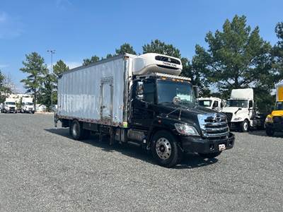 Hino 268 22 ft Refrigerated Truck - 230HP, 6 Speed Automatic, Thermo King T1080S50