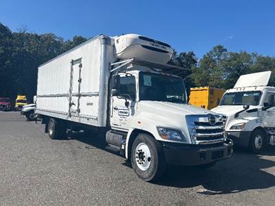 Hino 268 26 ft Refrigerated Truck - 230HP, 6 Speed Automatic