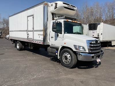Hino 268 26 ft Refrigerated Truck - 230HP, 6 Speed Automatic, Thermo King T880S-50