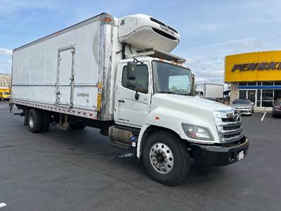 Hino 268 26 ft Refrigerated Truck - 230HP, 6 Speed Automatic, Thermo King T880S-50