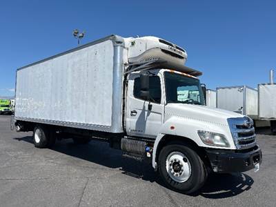 Hino 268 26 ft Refrigerated Truck - 230HP, 6 Speed Automatic, Thermo King T880S-50
