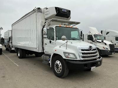 Hino 268 Refrigerated Truck - 230HP, 6 Speed Automatic, Carrier SUPRA860