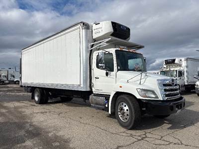 Hino 268 Refrigerated Truck - 230HP, 6 Speed Automatic, Carrier SUPRA860