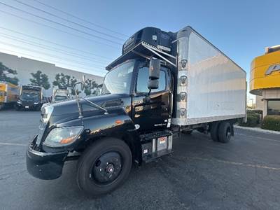 Hino 268 Refrigerated Truck - 230HP, 6 Speed Automatic, Carrier SUPRA760