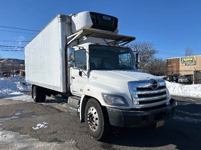 Hino 268 Refrigerated Truck - 230HP, 6 Speed Automatic, Carrier SUPRA760