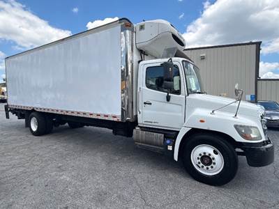 Hino 268 Refrigerated Truck - 230HP, 6 Speed Automatic, Thermo King T880R-50