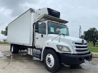 Hino 268 Refrigerated Truck - 230HP, 6 Speed Automatic, Carrier SUPRA760