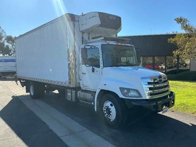 Hino 268 Refrigerated Truck - 260HP, 6 Speed Automatic, Carrier SUPRA660