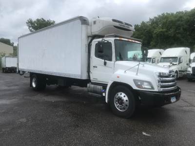Hino 338 26 ft Refrigerated Truck - 260HP, 6 Speed Automatic, Thermo King T880R-50