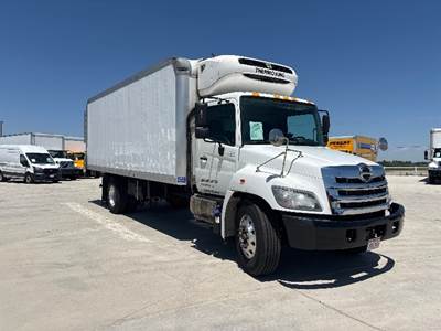 Hino 338 8 ft Refrigerated Truck - 260HP, 6 Speed Automatic, Thermo King T880R-50