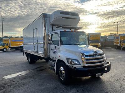 Hino 338 26 ft Refrigerated Truck - 260HP, 6 Speed Automatic