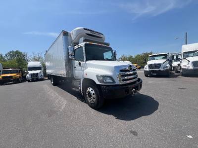 Hino 338 26 ft Refrigerated Truck - 260HP, 6 Speed Automatic