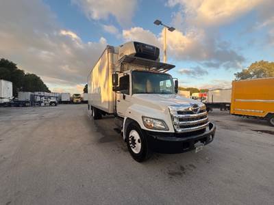 Hino 338 Refrigerated Truck - 260HP, 6 Speed Automatic, Carrier SUPRA760