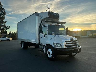Hino 338 Refrigerated Truck - 260HP, 6 Speed Manual, Carrier SUPRA760