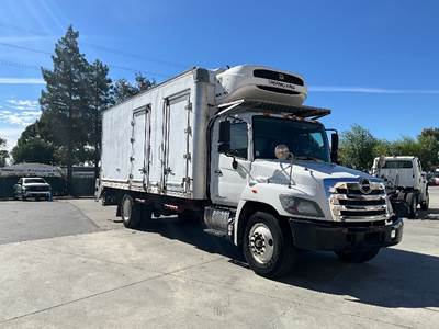 Hino 338 Refrigerated Truck - 260HP, 6 Speed Automatic, Thermo King T1080S50