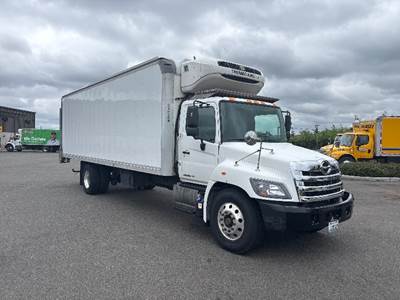 Hino 338 Refrigerated Truck - 260HP, 6 Speed Automatic, Thermo King T880R-50