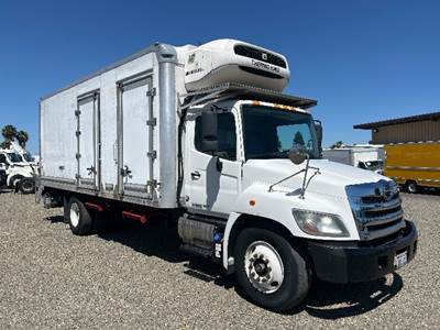 Hino 338 Refrigerated Truck - 260HP, 6 Speed Automatic, Thermo King T1080S50
