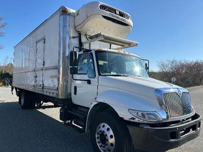International 4300 26 ft Refrigerated Truck - 220HP, 7 Speed Automatic, Thermo King T1080S50