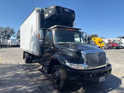 International 4300 20 ft Refrigerated Truck - 220HP, 6 Speed Automatic, Carrier SUPRA760