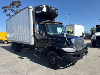International 4300 20 ft Refrigerated Truck - 220HP, 6 Speed Automatic, Carrier SUPRA760