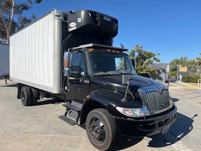 International 4300 Refrigerated Truck - 220HP, 6 Speed Automatic, Carrier SUPRA760