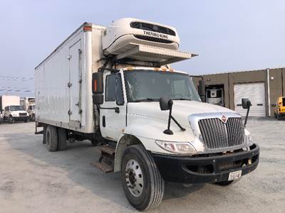 International 4300 24 ft Refrigerated Truck - 260HP, 6 Speed Automatic