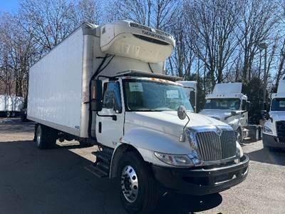 International 4300 26 ft Refrigerated Truck - 220HP, 6 Speed Automatic