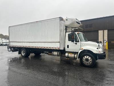 International 4300 Refrigerated Truck - 250HP, 7 Speed Automatic, Thermo King T580R-30