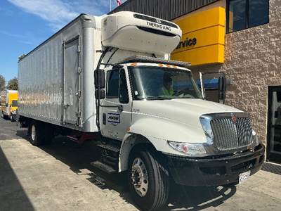 International 4300 Refrigerated Truck - 220HP, 6 Speed Automatic