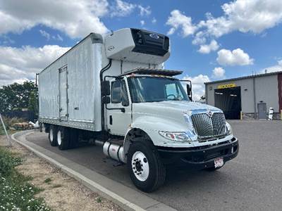 International 4400 26 ft Refrigerated Truck - 315HP, 6 Speed Automatic