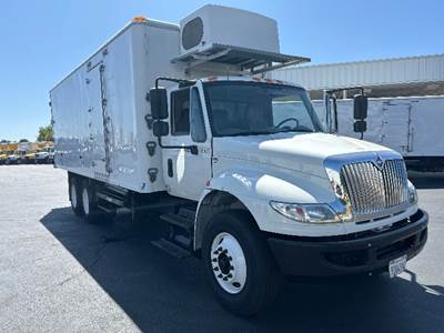 International 4400 24 ft Refrigerated Truck - 315HP, 10 Speed Manual