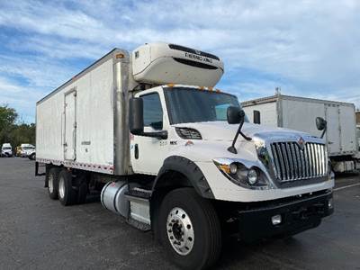 International HV613 Refrigerated Truck - 350HP, 6 Speed Automatic, Thermo King T880S-30